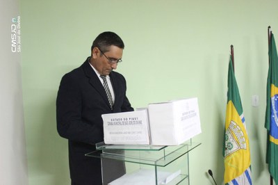 Ver. Carlos voto eleição Mesa diretora.jpg